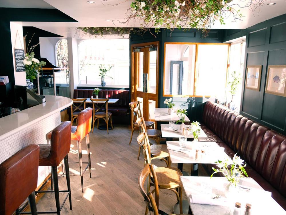 The Marine Hotel & Restaurant Whitby Ngoại thất bức ảnh